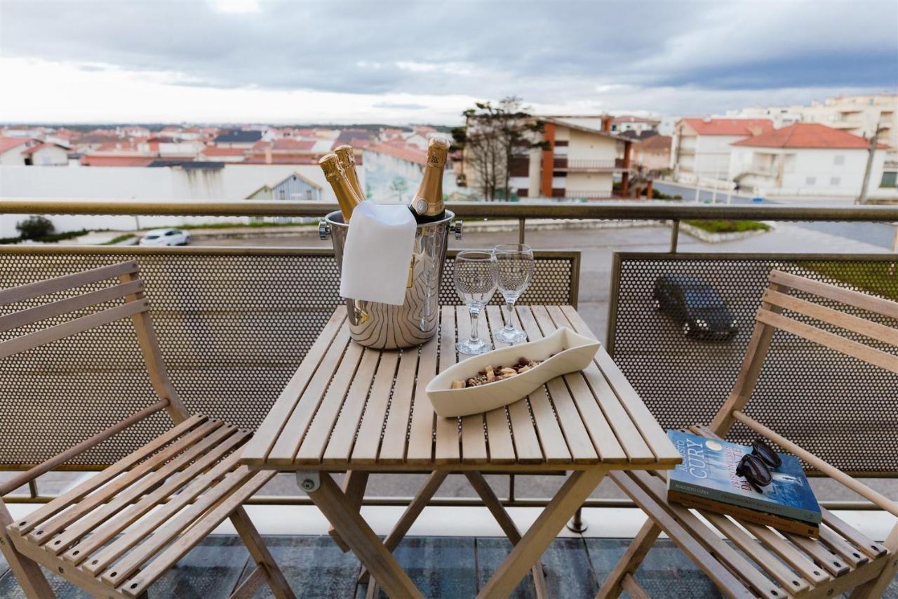 Sunshine Beach Apartment Λεϊρία Εξωτερικό φωτογραφία