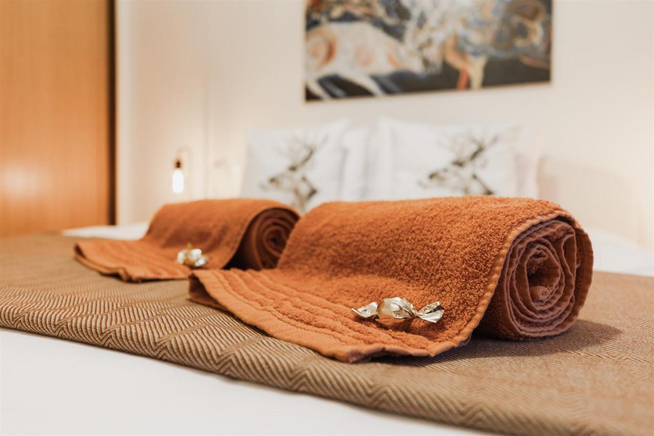 Sunshine Beach Apartment Λεϊρία Εξωτερικό φωτογραφία